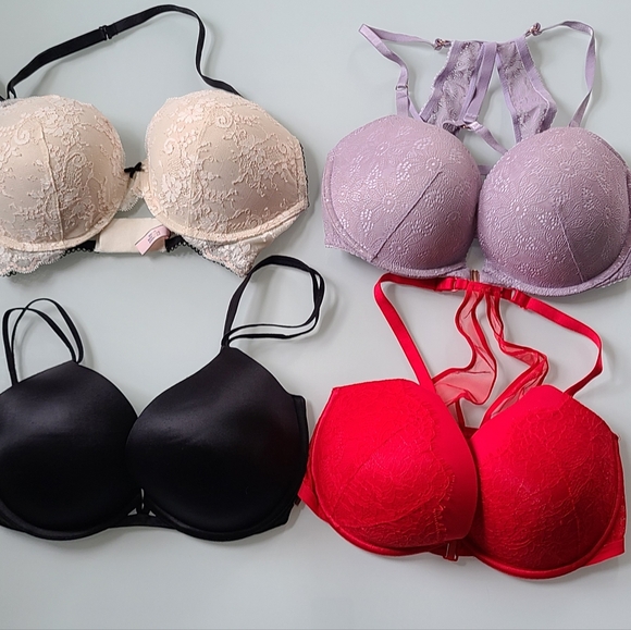 Victoria Secret bras - Picture 1 of 5
